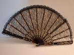 waaier zwart met goudkleurige tinten, Enlèvement ou Envoi