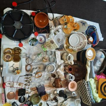 Lot brocante ou à la pièce , divers objets, vintage beschikbaar voor biedingen