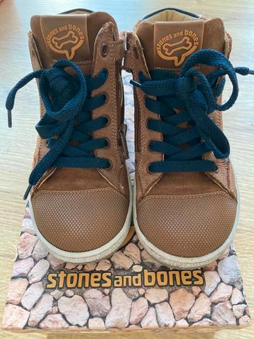 Schoenen Stones and Bones, Kinderen en Baby's, Ophalen, Schoenen, Zo goed als nieuw, Stones and bones
