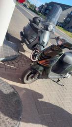 Piaggio zip iget, Fietsen en Brommers, Scooters | Piaggio, Ophalen, Zip, Klasse A (25 km/u), Zo goed als nieuw