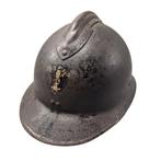 Duitse WO2 doorgebruikte Franse M26 helm, Verzamelen, Verzenden, Landmacht, Helm of Baret