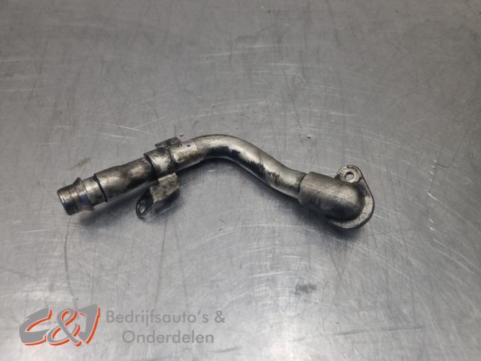 Raccordement du tuyau d'eau d'un Iveco New Daily, Autos : Pièces & Accessoires, Autres pièces automobiles, Autres marques automobiles