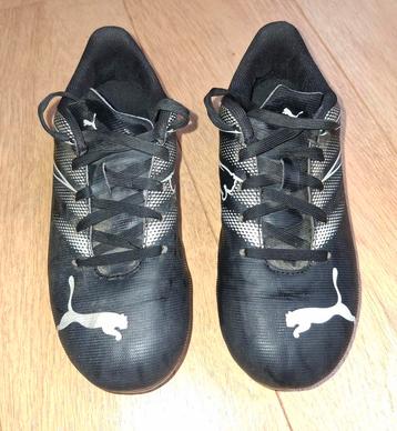 voetbalschoenen maat 31 beschikbaar voor biedingen