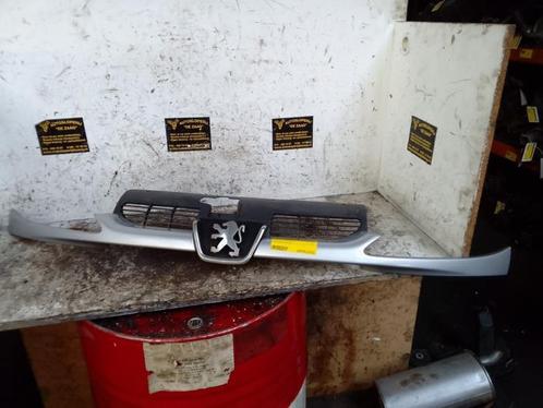 Grille van een Peugeot 206 (EYCC), Auto-onderdelen, Carrosserie, Peugeot, Gebruikt, 3 maanden garantie, Ophalen of Verzenden