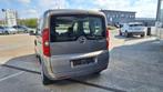 Opel COMBO - D 1.4B ECO FLEX, Auto's, Voorwielaandrijving, Zwart, 4 cilinders, Bruin