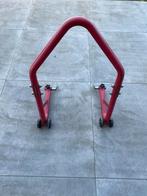 Paddock motor staander, Motoren, Ophalen