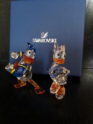 Swarovski donald en katrien beschikbaar voor biedingen