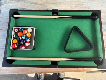 Mini pool tafel, Sport en Fitness, Biljarten en Poolen, Ophalen, Zo goed als nieuw, Pooltafel