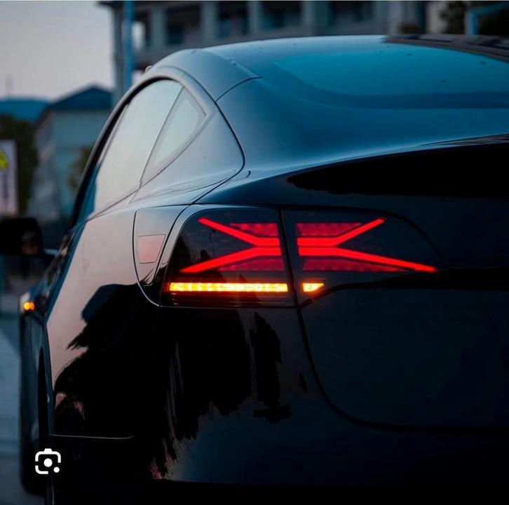 Extreme achterlichten tesla 3., Autos : Divers, Tuning & Styling, Enlèvement