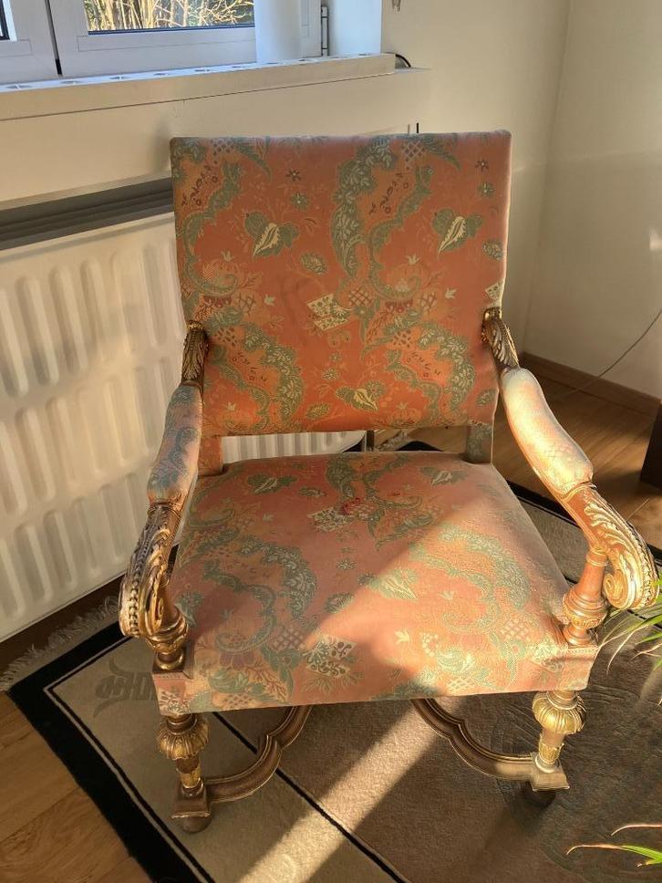Fauteuil de style, Huis en Inrichting, Fauteuils, Gebruikt, Hout, Stof, Ophalen