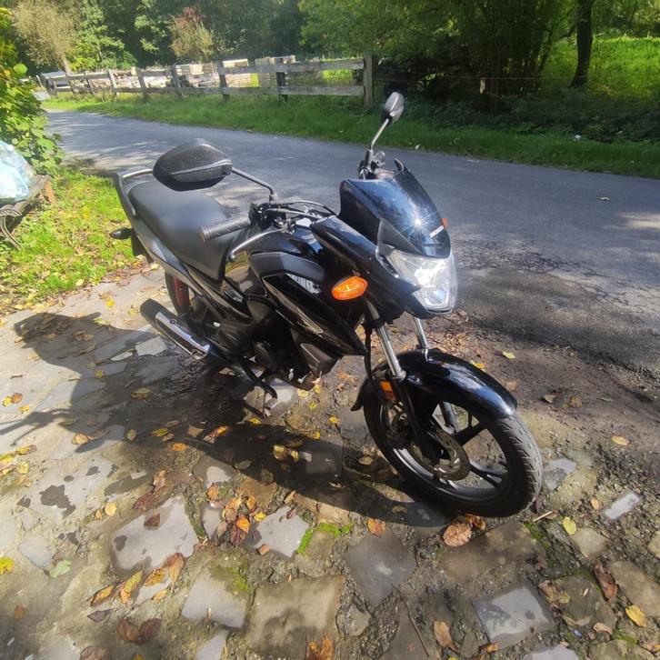 Honda CBF 125, Motoren, Motoren | Honda, Particulier, Overig, 11 kW of minder, 1 cilinder, Minimaal motorrijbewijs A1, LED Verlichting