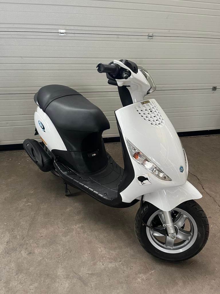 piaggio zip 4takt b klasse (4880km), Vélos & Vélomoteurs, Scooters | Piaggio, Comme neuf, Zip, Classe B (45 km/h), Essence, Enlèvement