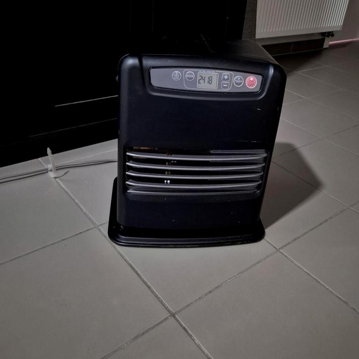 Petroleumkachel  / Laserkachel, Huis en Inrichting, Kachels, Petroleumkachel, Ophalen