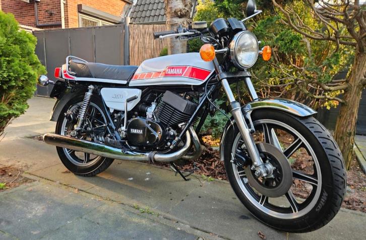 Zeer mooie Yamaha RD 400 uit 1979., Motos, Motos | Oldtimers & Ancêtres, Enlèvement ou Envoi