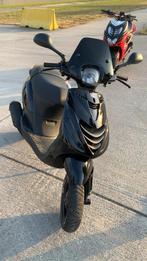 Op zoek naar 125cc MET a1 paps, Fietsen en Brommers, Scooters | Piaggio, Ophalen, Zo goed als nieuw, Zip