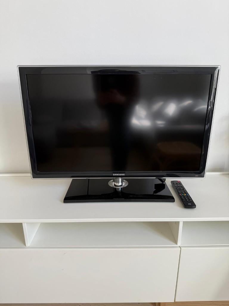 Samsung TV met afstandsbediening en chromecast, Ophalen, LCD, Zo goed als nieuw, Samsung