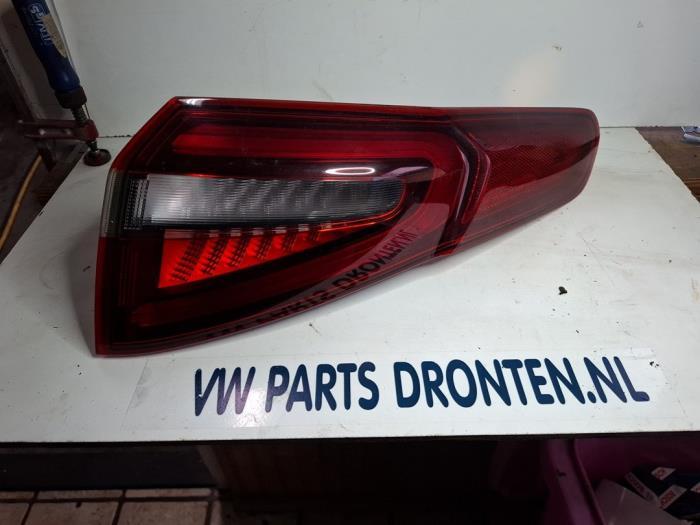 Feu arrière droit d'un Alfa Romeo Stelvio, -, 3 mois de garantie, Utilisé, Alfa Romeo