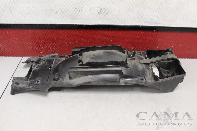 INTERIEUR AILE ARRIÈRE R 1200 GS 2004-2007 (R1200GS 04), Motos, Dhr. S. di Majo, Utilisé, Info@cama-motorparts.nl, P.J. Troelstraweg 8 8
3144 CX  MAASSLUIS, NL