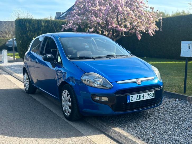 Fiat punto Evo 1.3 diesel pret à immatriculer, Autos, Fiat, Particulier, Punto, USB, Diesel, Euro 5, Enlèvement