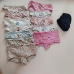Lot culotte et collant 3-4 ans, Enfants & Bébés, Vêtements enfant | Taille 98, Enlèvement ou Envoi, Utilisé, Fille, Vêtements de nuit ou Sous-vêtements