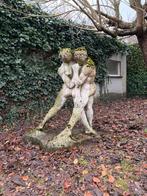 Antiek betonnen tuinbeeld !, Ophalen