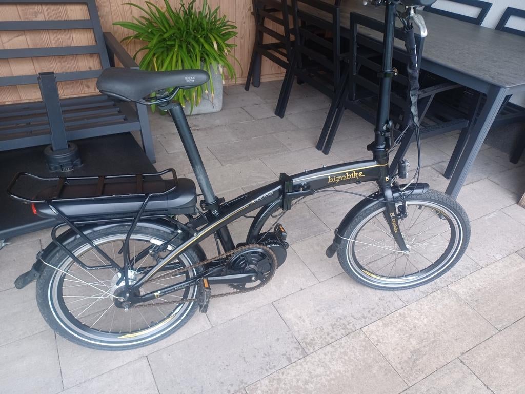 Bizobike vouwfiets met middenmotor, Ophalen