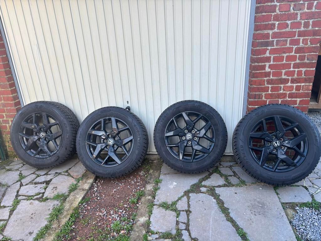 Kit hiver origine Honda Cr-v 2024, Autos : Pièces & Accessoires, Pneus & Jantes, Pneu(s), Enlèvement