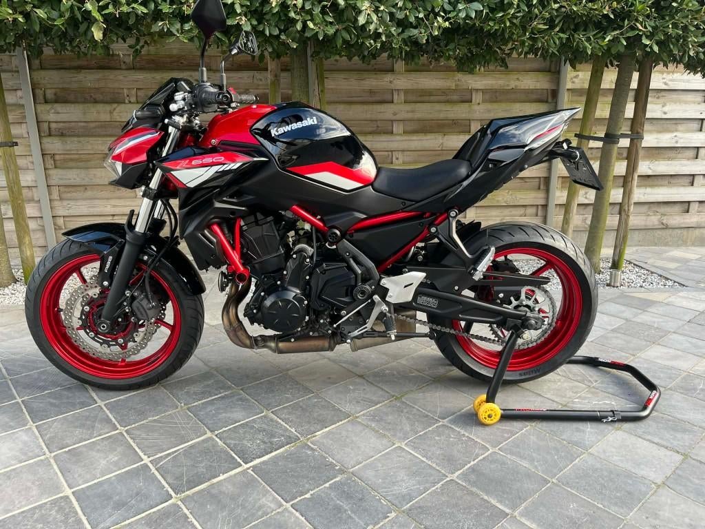 kawasaki z650 **sportpakket**35kw**2/2024**10000km**, Motos, Entreprise, Contrôle de traction, 2 cylindres, Neuf