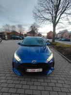 Toyota Yaris hybride 2022, 20 000 km, garantie de 10 ans, Autos, Achat, Euro 6, Entretenue par le concessionnaire, Noir