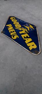 Plaque émaillée Goodyear, Collections