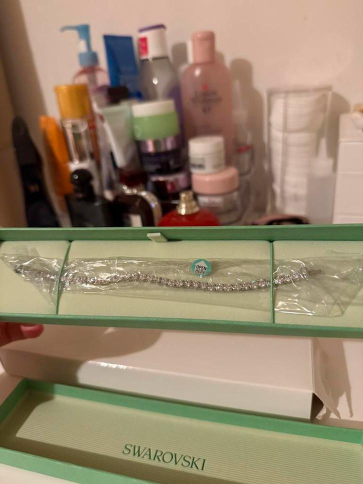 Bracelet Swarovski Matrix Tennis cristal blanc, métal rhodié, Bijoux, Sacs & Beauté, Bracelets, Blanc, Enlèvement ou Envoi