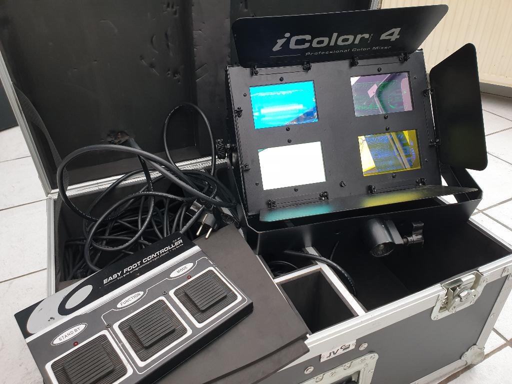 2 X I color 4 JB Systems MK2 + Flightcase + controller, Muziek en Instrumenten, Ophalen, Zo goed als nieuw, Licht, Geluidgestuurd