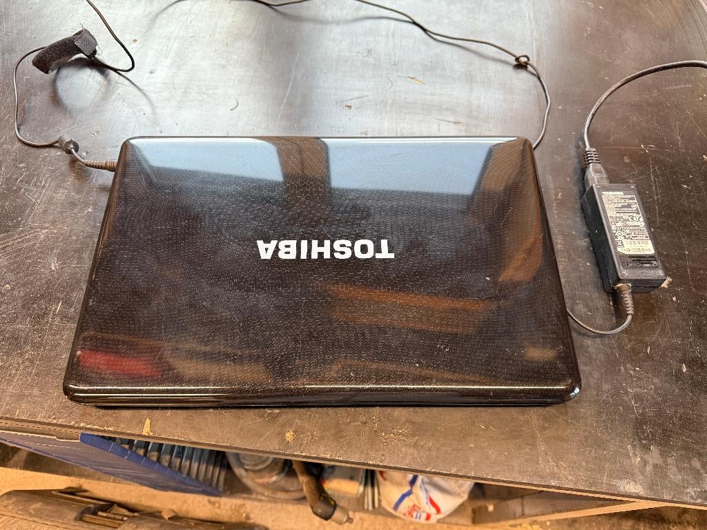 toshiba satellite L670-1DN, Ophalen, Toshiba, Met videokaart, Intel