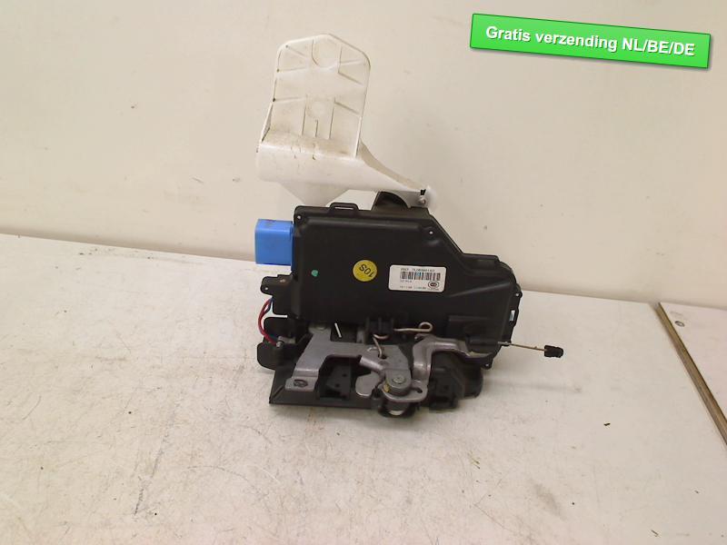 SERRURE DE PORTE ARRIÈRE GAUCHE Touran (1T1 / T2), Arrière, Utilisé, De Bloemendaal 21 21
5221 EB  'S HERTOGENBOSCH, NL, Info@123Parts.nl