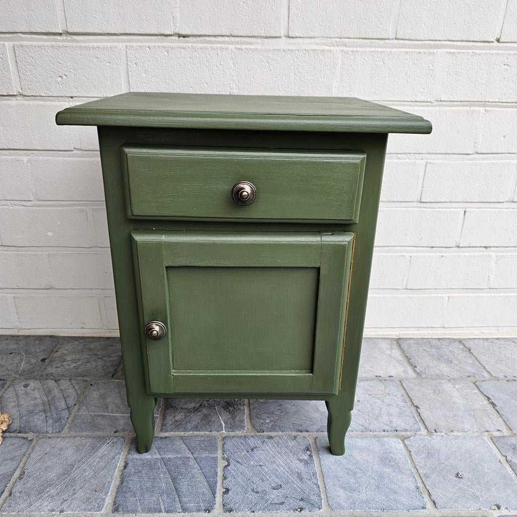 Nachtkastje, Ophalen