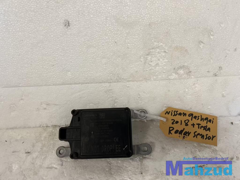 NISSAN QASHQAI 2 J11 ACC Afstandsradar radar sensor 2013-202, Nissan Motor Co., Ltd., Takashima 1-chome 1-1
220-8686  Yokohama