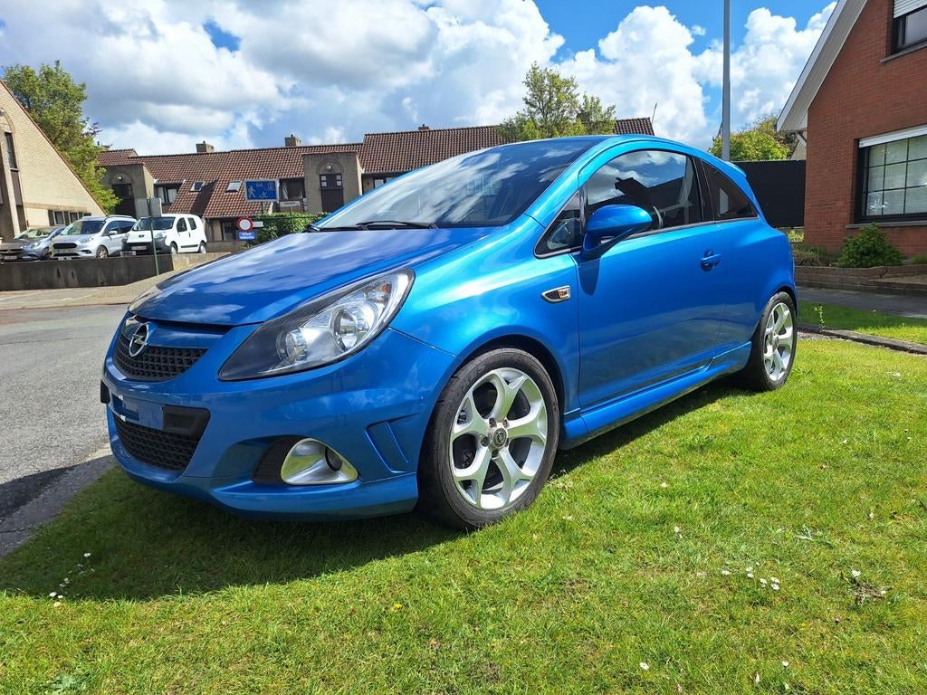 Opel Corsa OPC - 1.6 Turbo - 130.000 km -Topstaat, Voorwielaandrijving, Euro 5, Zwart, 4 cilinders