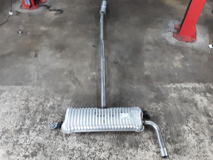 UITLAAT COMPLEET BMW 2 serie Gran Tourer (F46) (861948004), Auto-onderdelen, Uitlaatsystemen, BMW, Gebruikt