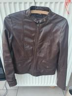 Bruine vest in schapenleer van Laura Clement maat 36, Enlèvement ou Envoi, Taille 36 (S), Brun, Porté