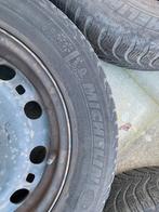 Michelin winterbanden 185/60 R15 ( op velgen), Auto-onderdelen, Banden en Velgen, Ophalen, Winterbanden