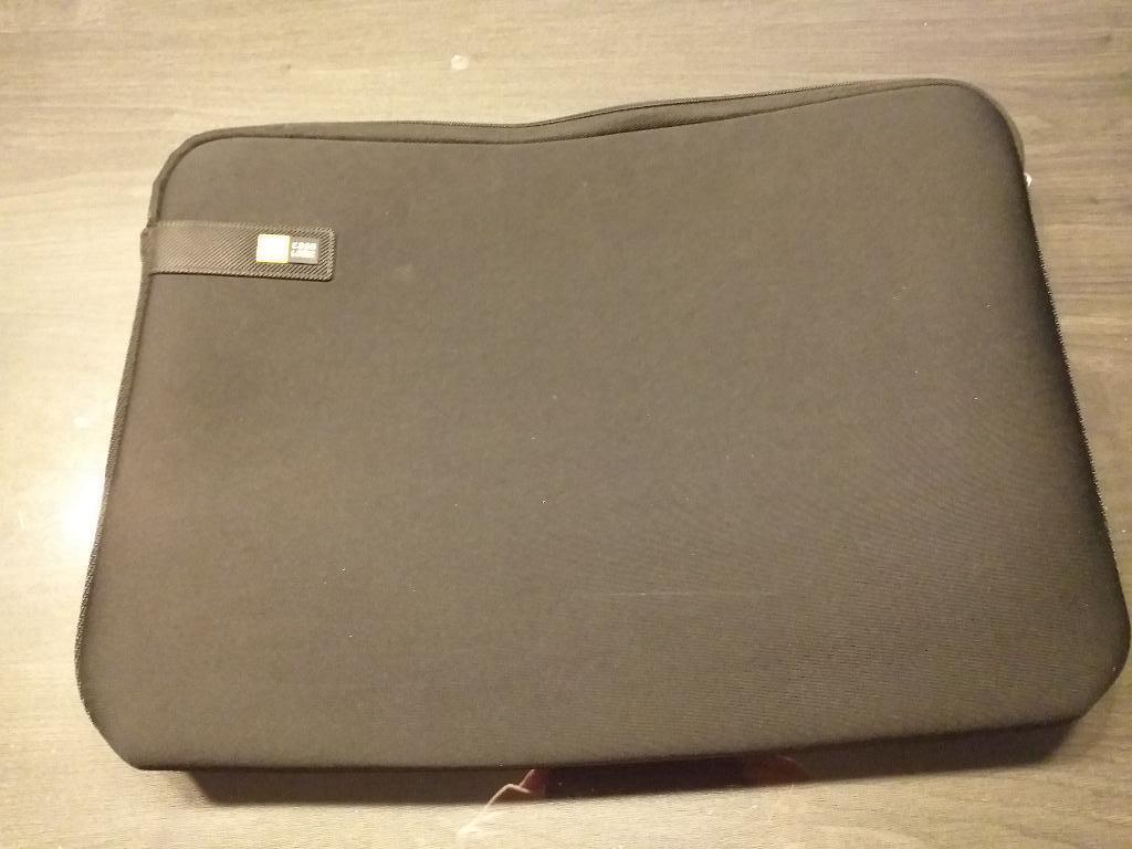 Laptophoes, Ophalen of Verzenden, Zo goed als nieuw, Case logic