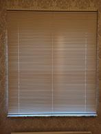 Beige metalen lamellengordijnen / jaloezieën, Ophalen, Gebruikt, 100 tot 150 cm, Vénitien