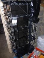 Étagères / présentoirs / tourniquets rayons magasin