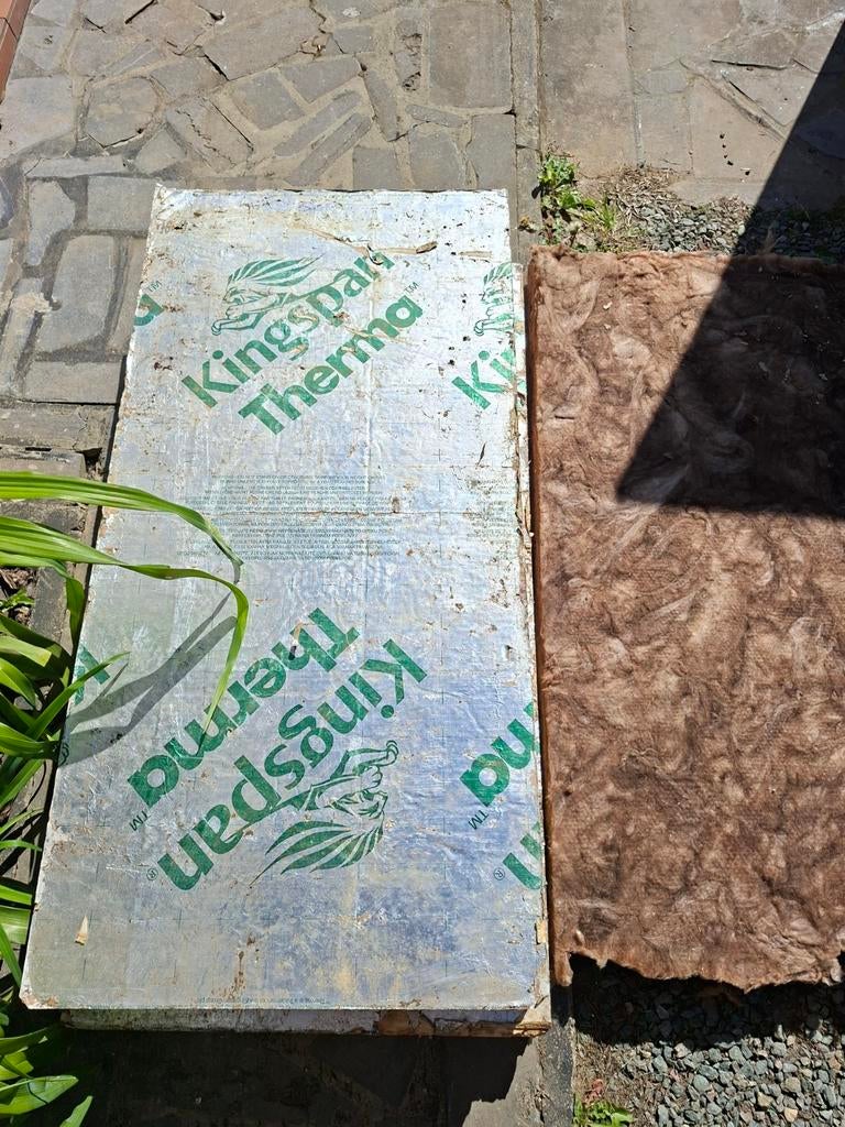 Isolement, Bricolage & Construction, Isolation & Étanchéité, Isolation de toiture, 10 à 15 m², Enlèvement, Utilisé