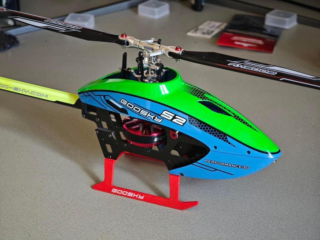 Goosky S2 Legend, Hobby & Loisirs créatifs, Modélisme | Radiocommandé & Téléguidé | Hélicoptères & Quadricoptères, Enlèvement ou Envoi