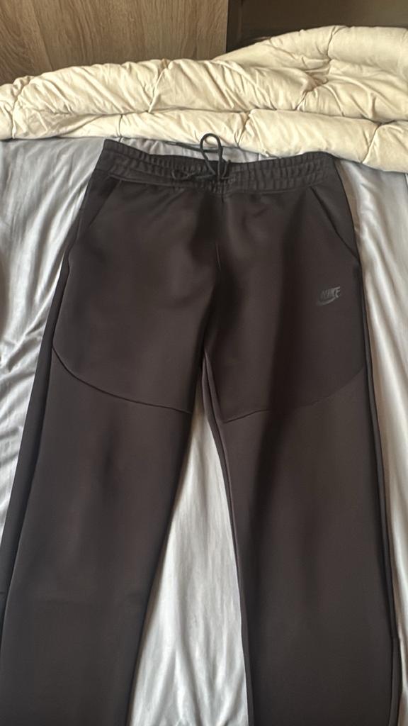 Bas de jogging Nike Tech, Vêtements | Hommes, Enlèvement, Neuf