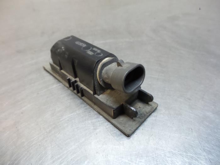 Kenteken Verlichting van een Opel Corsa (Corsa D 07-), Auto-onderdelen, Verlichting, Gebruikt, 3 maanden garantie, Ophalen of Verzenden