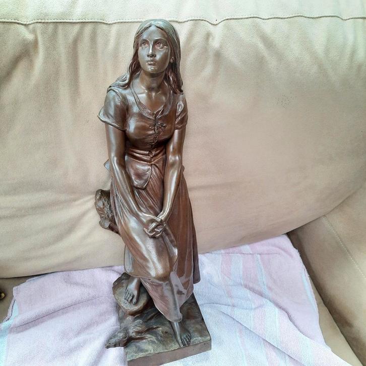 Statue en bronze de Jeanne d'Arc de 51,5 cm de haut. Signé !, Antiquités & Art, Antiquités | Bronze & Cuivre, Enlèvement ou Envoi