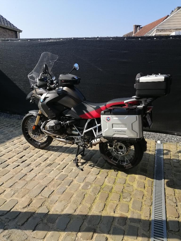 bmw r 1200 gs, Motos, Particulier, Amortisseurs réglables électroniquement