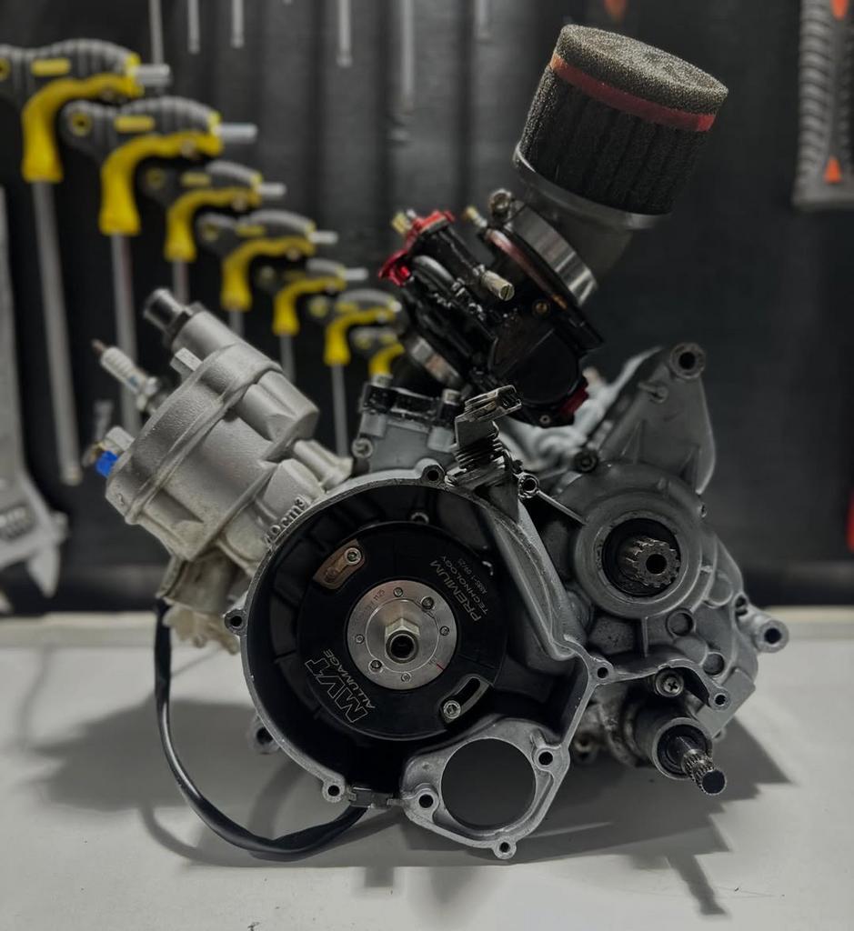 Am6 Blok 77cc stage 6, Fietsen en Brommers, Brommeronderdelen | Algemeen, Ophalen of Verzenden, Blok